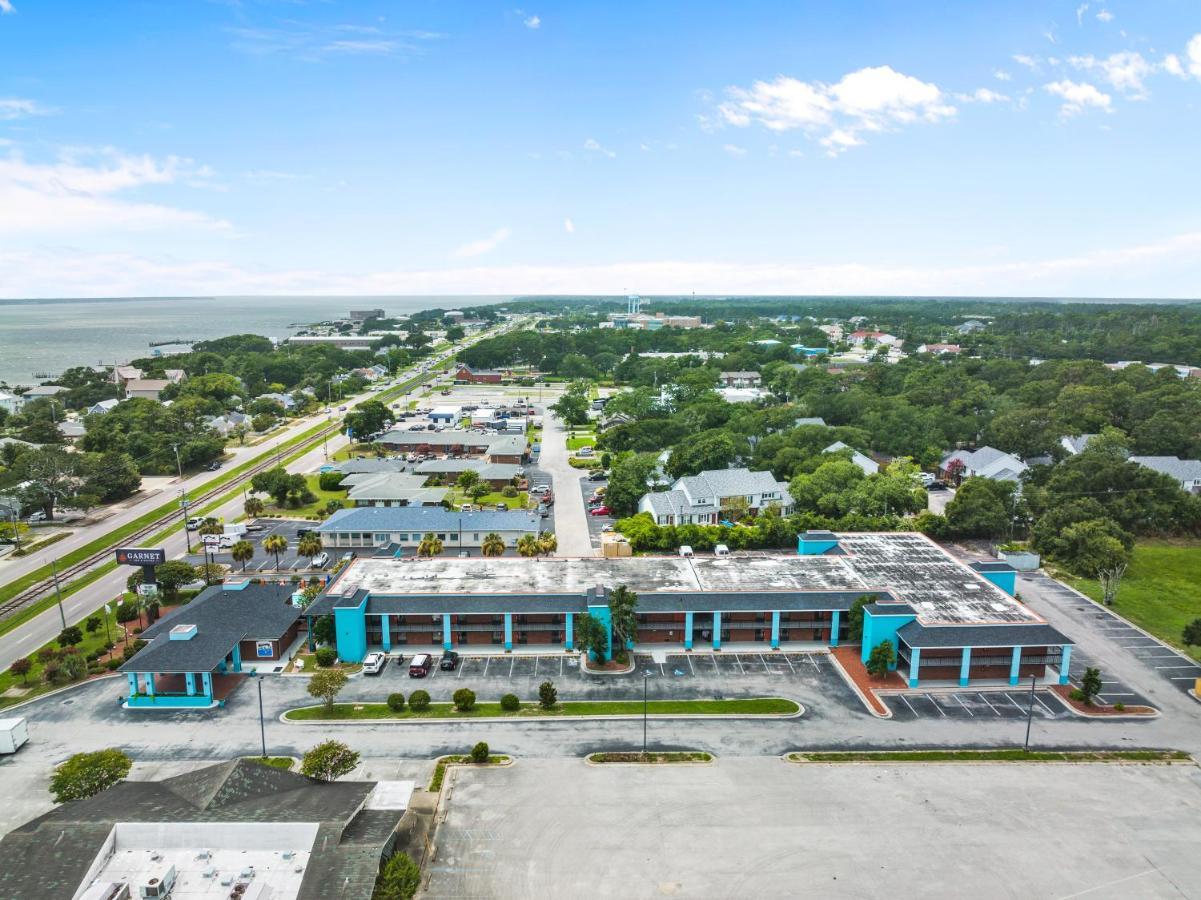 Garnet Inn & Suites, Morehead City Near Atlantic Beach Exterior foto