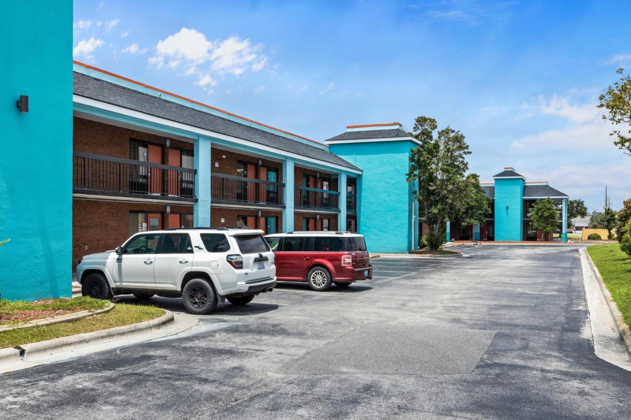 Garnet Inn & Suites, Morehead City Near Atlantic Beach Exterior foto